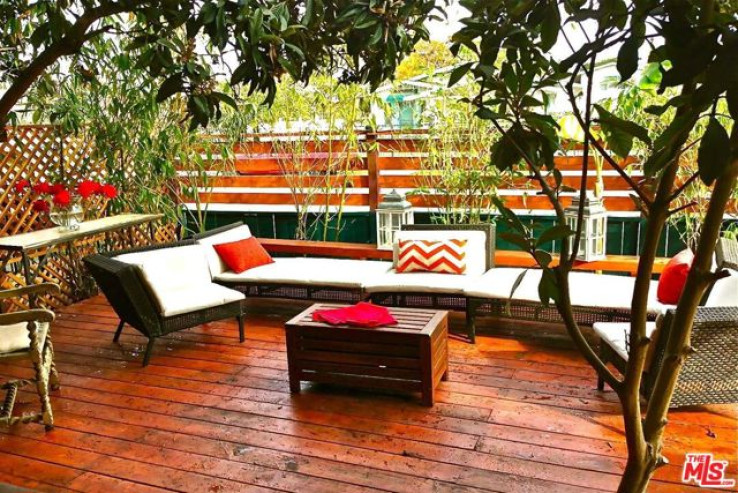  Income Home for Sale in Los Angeles, California