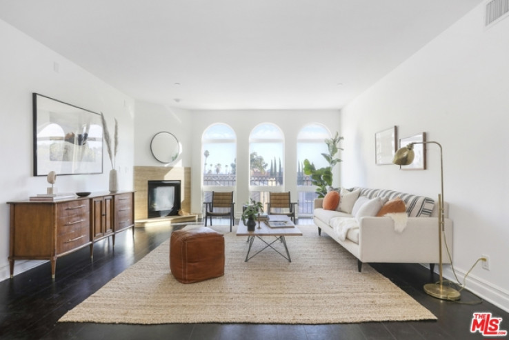 2 Bed Home for Sale in Los Angeles, California
