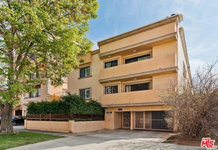 2 Bed Home for Sale in Los Angeles, California