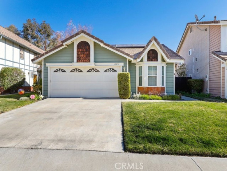 3 Bed Home for Sale in Canyon Country, California