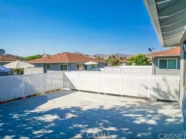 2 Bed Home for Sale in Saugus, California