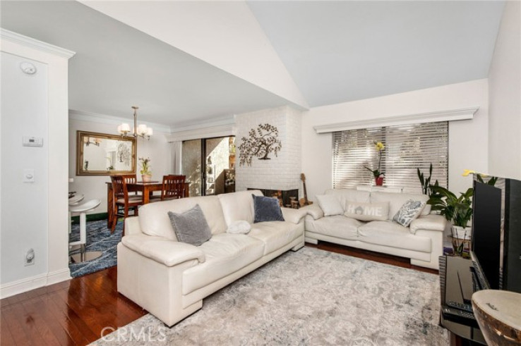 2 Bed Home for Sale in Van Nuys, California