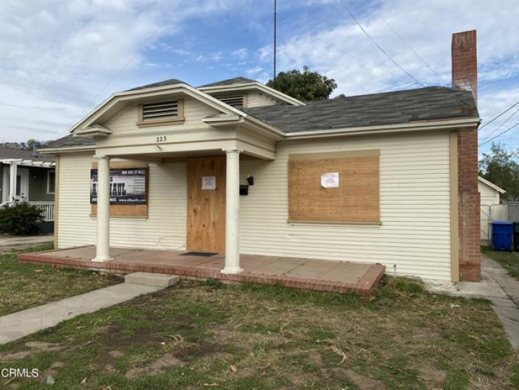 2 Bed Home for Sale in Santa Paula, California
