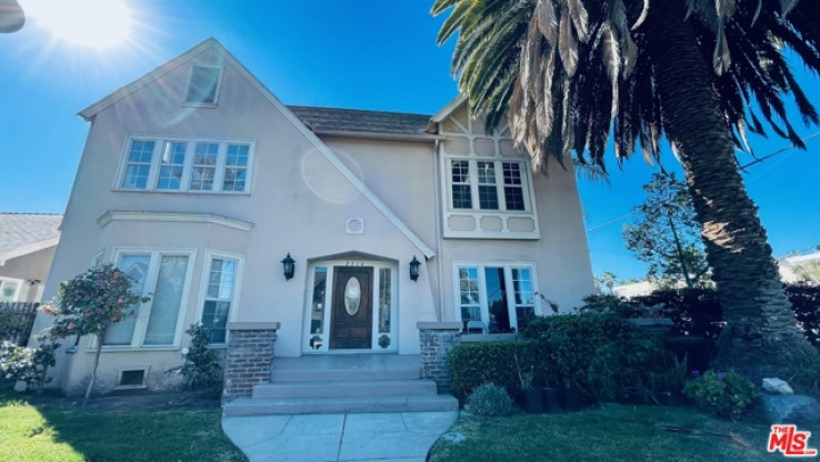  Income Home for Sale in Los Angeles, California