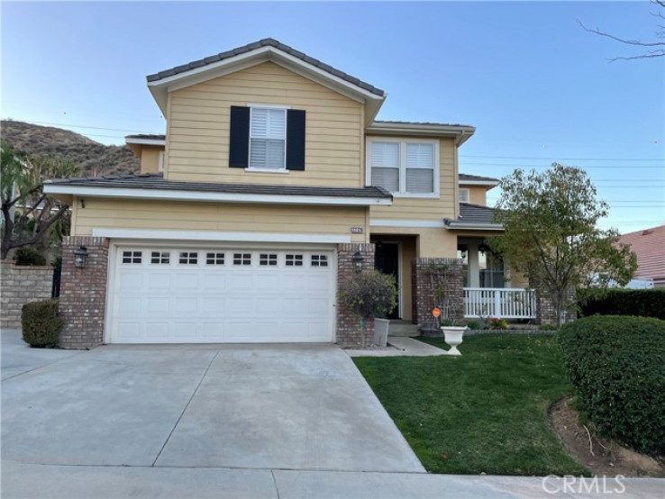5 Bed Home for Sale in Saugus, California