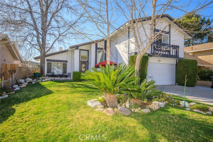 4 Bed Home for Sale in Saugus, California
