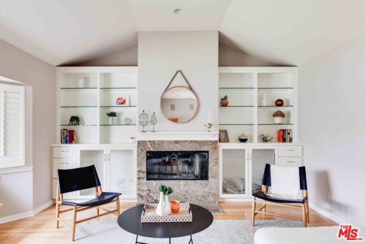 3 Bed Home for Sale in Sherman Oaks, California