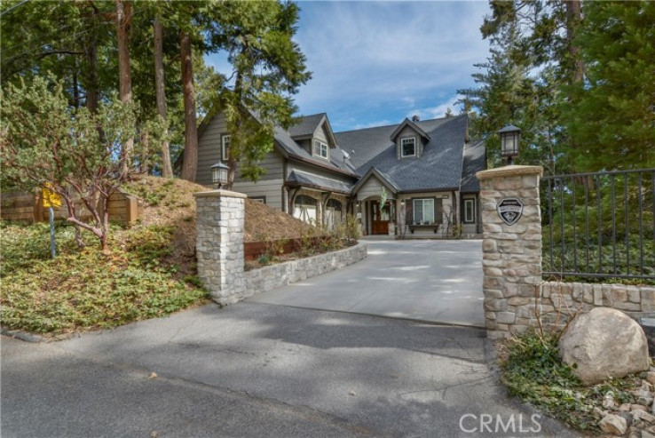 5 Bed Home for Sale in Lake Arrowhead, California