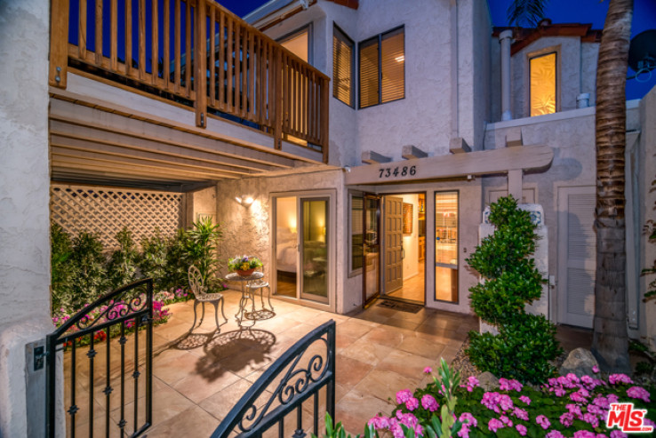 2 Bed Home for Sale in Palm Desert, California