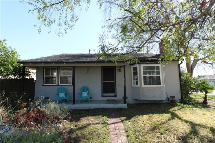 2 Bed Home for Sale in Burbank, California