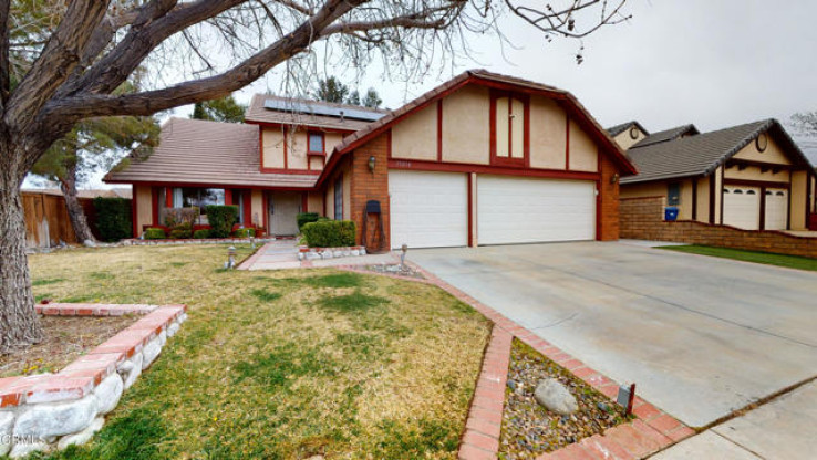 4 Bed Home for Sale in Palmdale, California