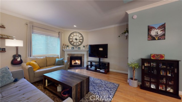 2 Bed Home for Sale in Van Nuys, California