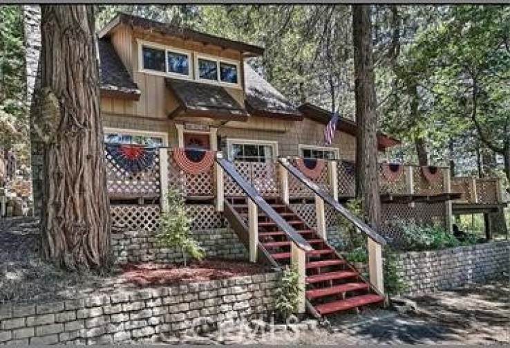 2 Bed Home for Sale in Rimforest, California