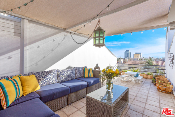 2 Bed Home for Sale in Los Angeles, California