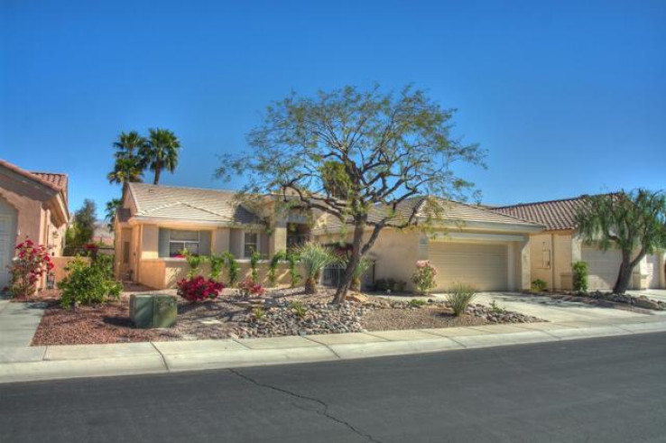 2 Bed Home for Sale in Palm Desert, California
