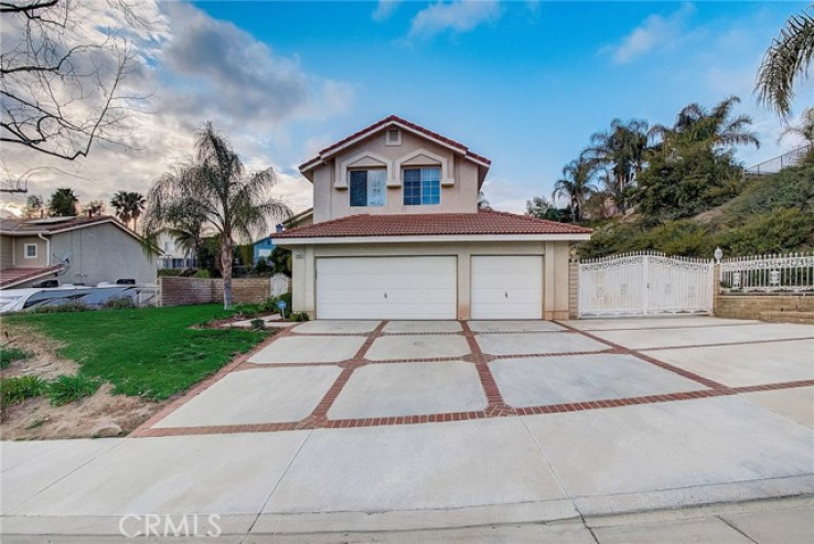 3 Bed Home for Sale in Saugus, California