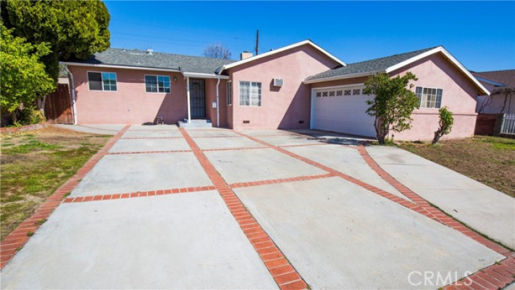 3 Bed Home for Sale in North Hollywood, California