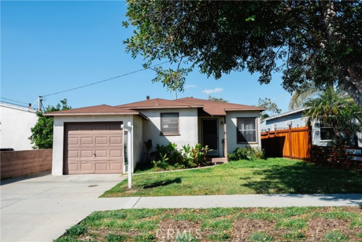 Residential Home in Ramona/Burleigh