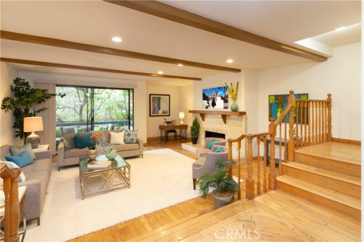4 Bed Home for Sale in Encino, California