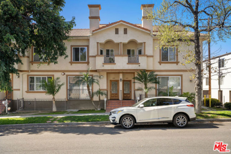 3 Bed Home for Sale in Burbank, California