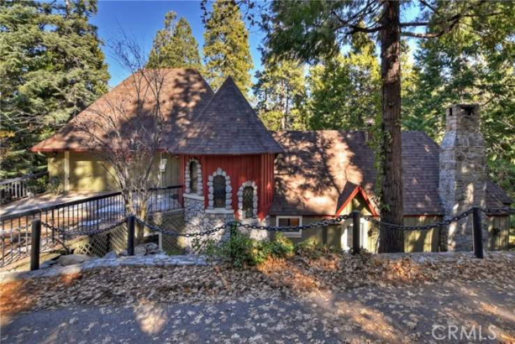 5 Bed Home for Sale in Lake Arrowhead, California
