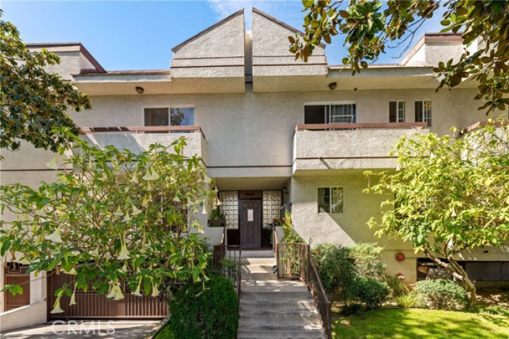 2 Bed Home for Sale in Burbank, California