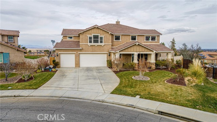 5 Bed Home for Sale in Palmdale, California
