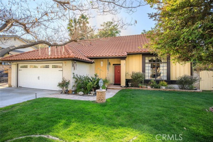 4 Bed Home for Sale in Saugus, California