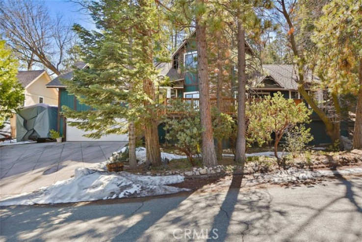 4 Bed Home for Sale in Lake Arrowhead, California