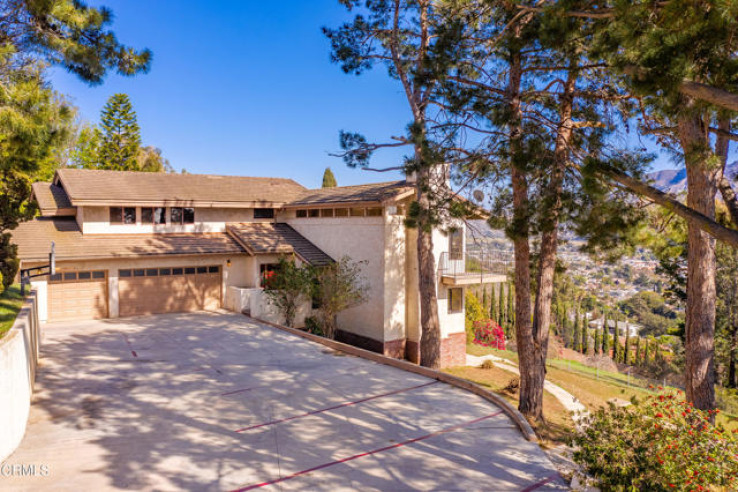 Residential Home in Santa Paula