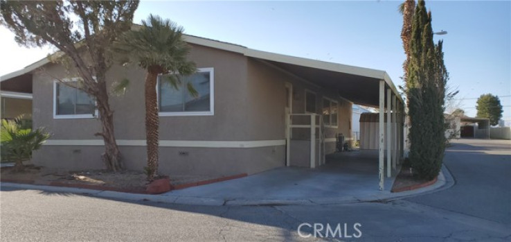 Residential Home in Victorville