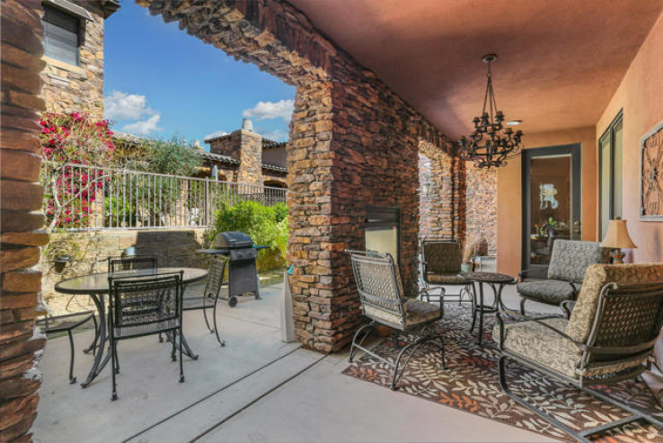 2 Bed Home for Sale in Palm Desert, California