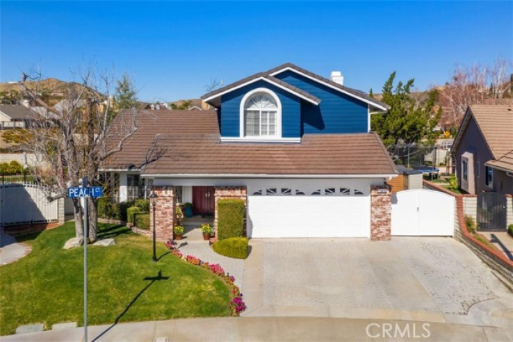 4 Bed Home for Sale in Saugus, California