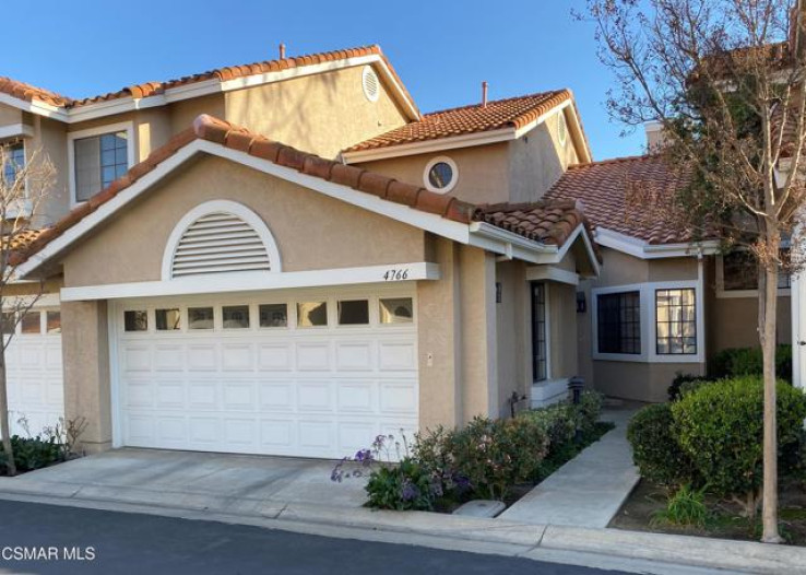 2 Bed Home for Sale in Oak Park, California