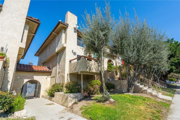 3 Bed Home for Sale in Panorama City, California