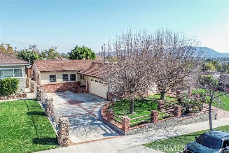 3 Bed Home for Sale in Burbank, California