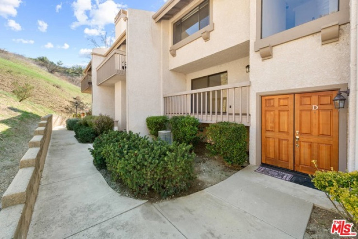 3 Bed Home for Sale in Calabasas, California