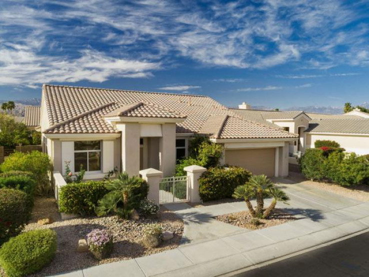 2 Bed Home for Sale in Palm Desert, California