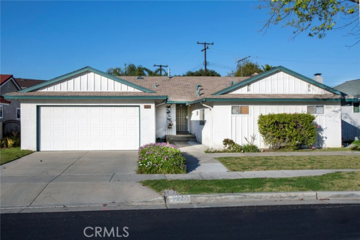 3 Bed Home for Sale in Costa Mesa, California