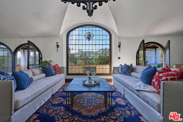4 Bed Home for Sale in Los Angeles, California