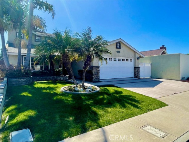 4 Bed Home for Sale in Costa Mesa, California