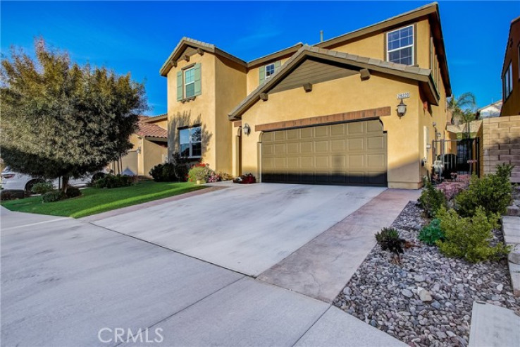 4 Bed Home for Sale in Saugus, California