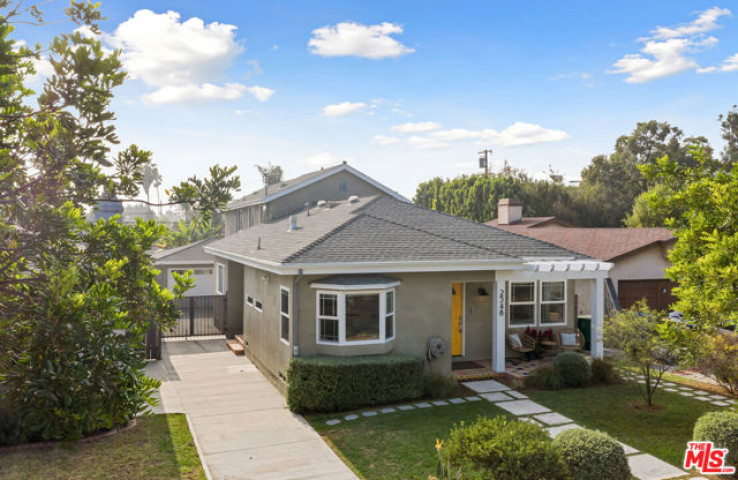 4 Bed Home for Sale in Santa Monica, California