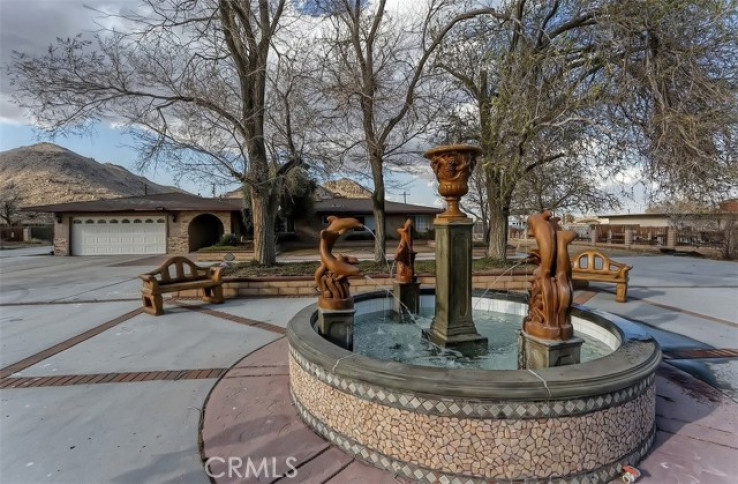 4 Bed Home for Sale in Apple Valley, California