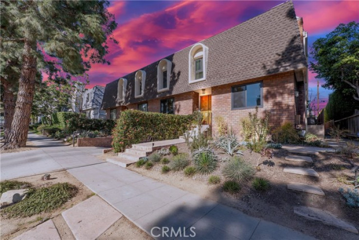 3 Bed Home for Sale in Santa Monica, California