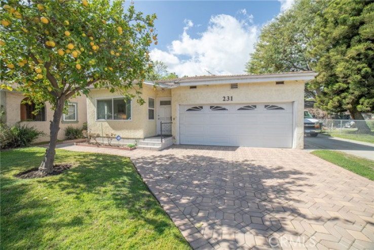 3 Bed Home for Sale in Burbank, California