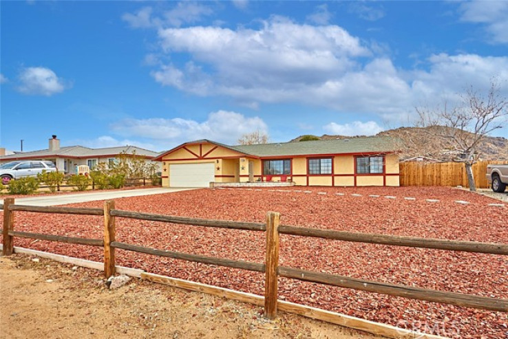 3 Bed Home for Sale in Apple Valley, California