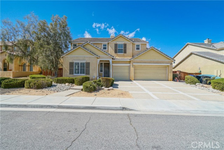 Residential Home in Victorville