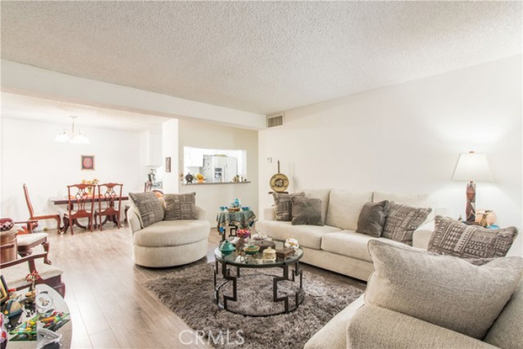 Residential Home in Encino