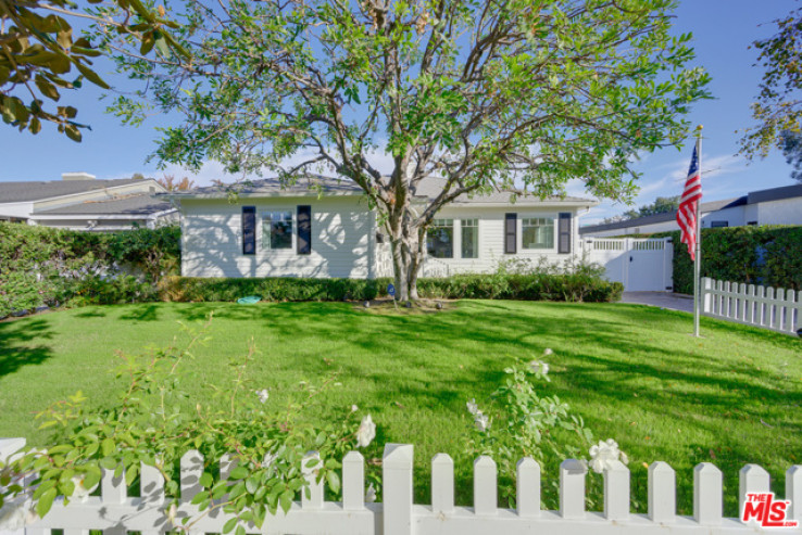 3 Bed Home for Sale in Sherman Oaks, California